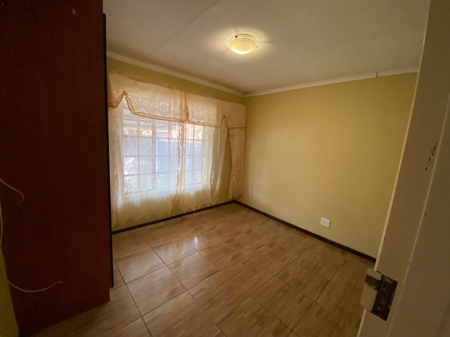 3 Bedroom Property for Sale in Vista Park Free State